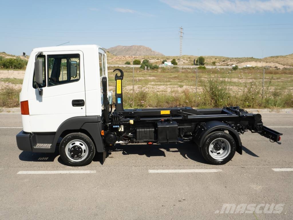 Nissan ATLEON MULTILIFT Vaihtolava-autot