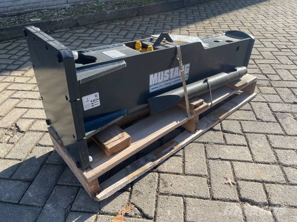 Mustang HM 702 2024 Unused Čekići