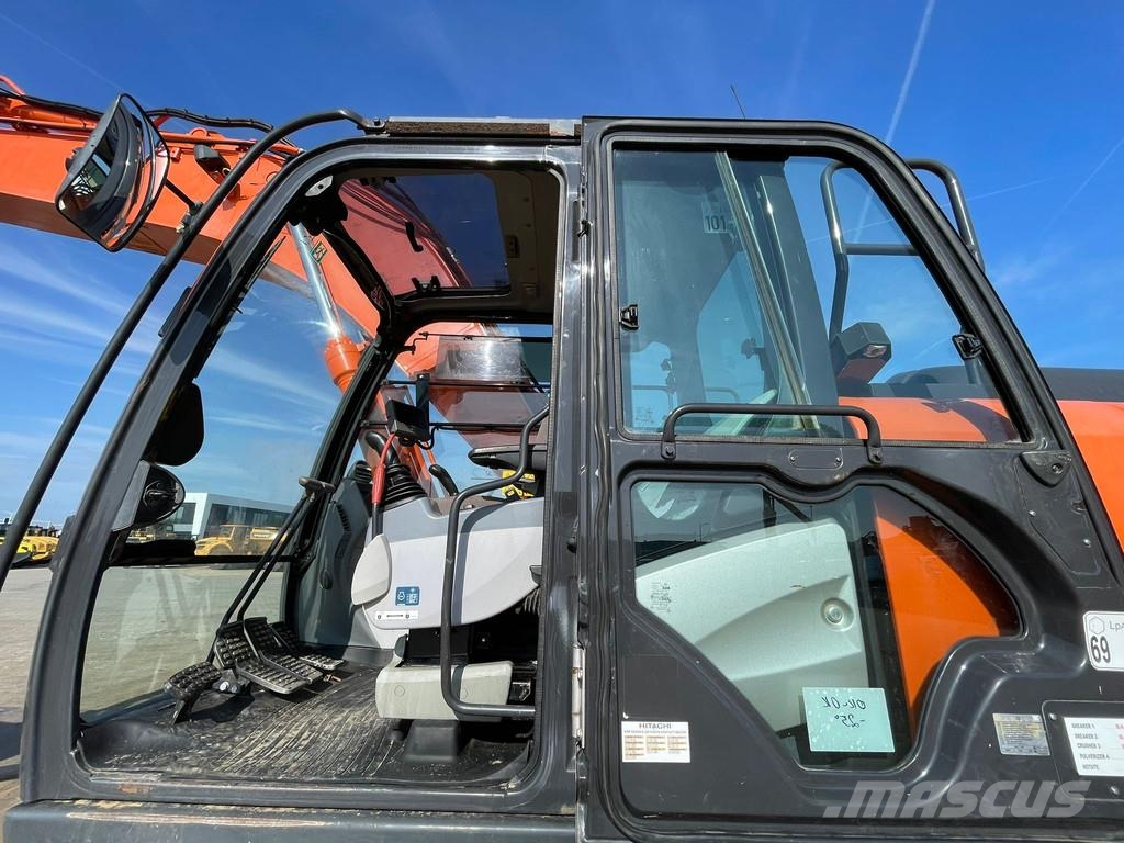 Hitachi ZX210LC-6 Bageri gusjeničari