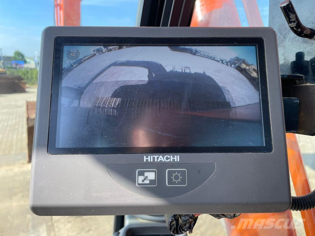 Hitachi ZX210LC-6 Bageri gusjeničari