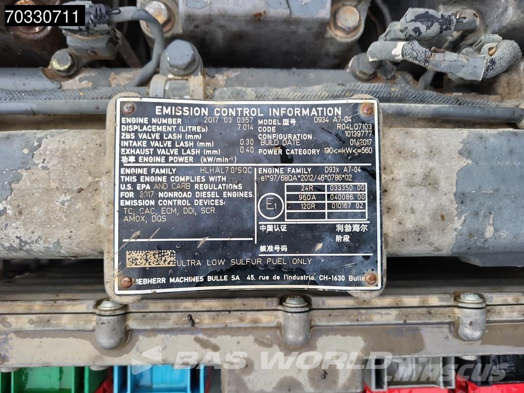 Liebherr R936 NLC حفارات زحافة