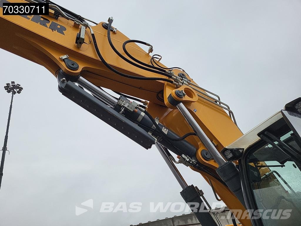 Liebherr R936 NLC حفارات زحافة