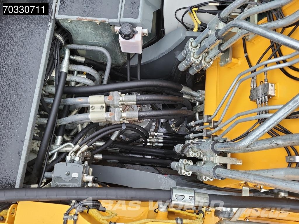 Liebherr R936 NLC حفارات زحافة