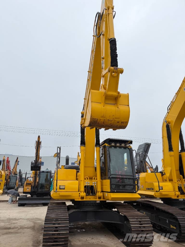 Komatsu PC 200-8 3000 units excavators in stock Raupenbagger