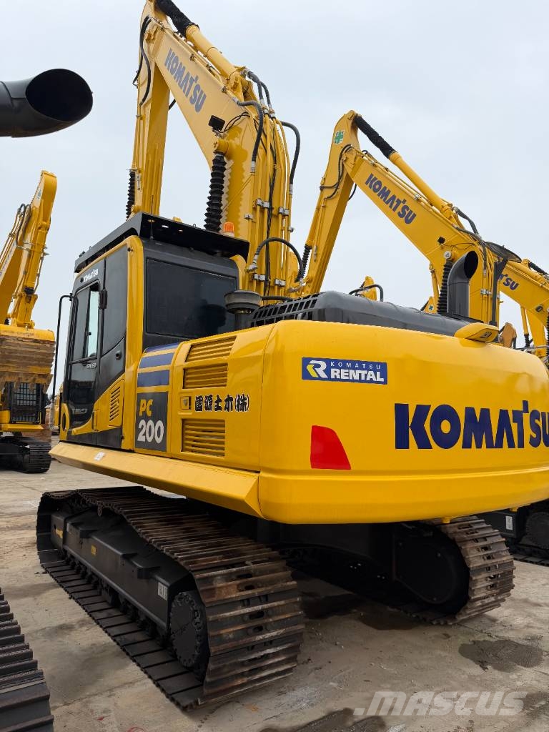 Komatsu PC 200-8 3000 units excavators in stock Raupenbagger
