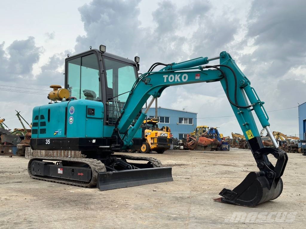 Toko 35 حفارات صغيرة أقل من 7 طن (حفارات صغيرة)