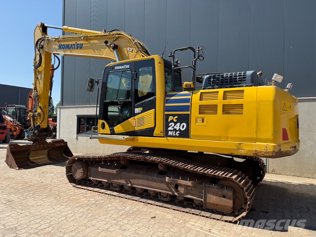 Komatsu PC 240 NLC-11 - PC 240 NLC-11E0 - PC 240 حفارات زحافة