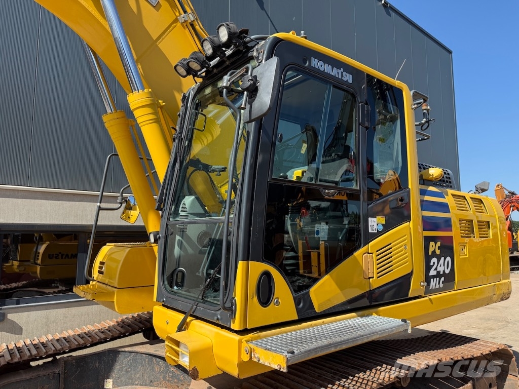 Komatsu PC 240 NLC-11 - PC 240 NLC-11E0 - PC 240 حفارات زحافة