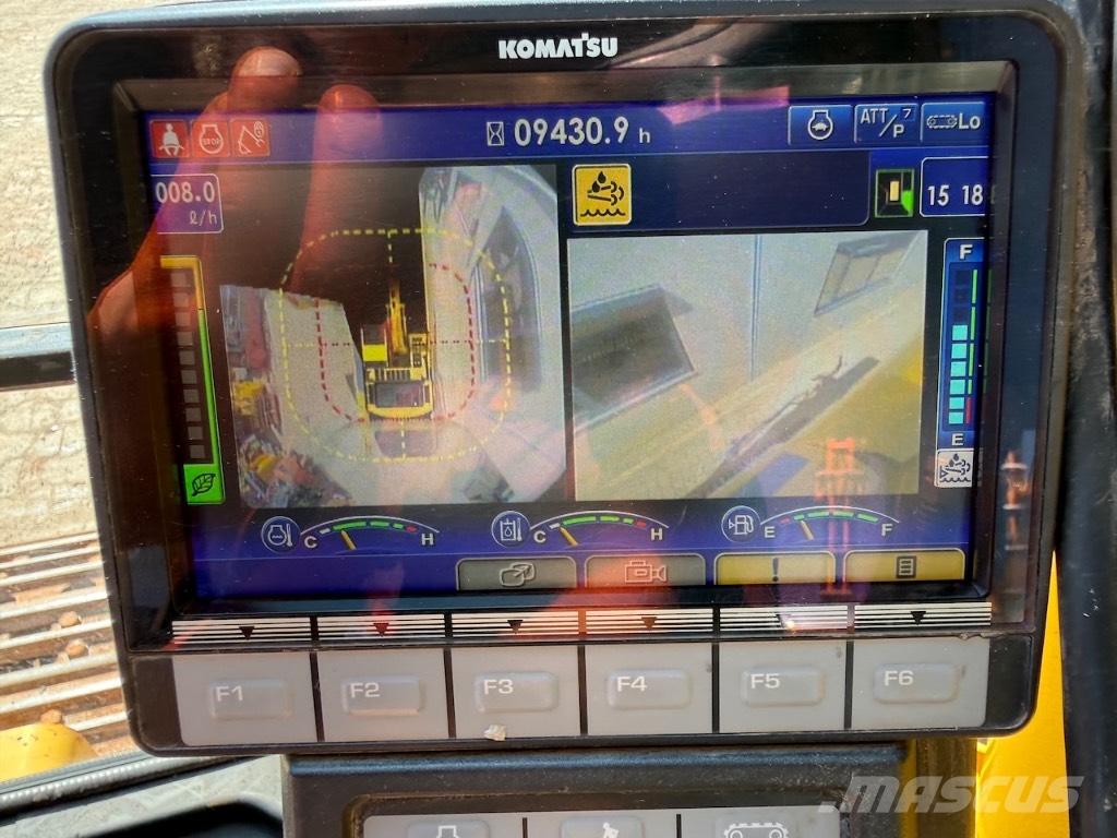 Komatsu PC 240 NLC-11 - PC 240 NLC-11E0 - PC 240 حفارات زحافة