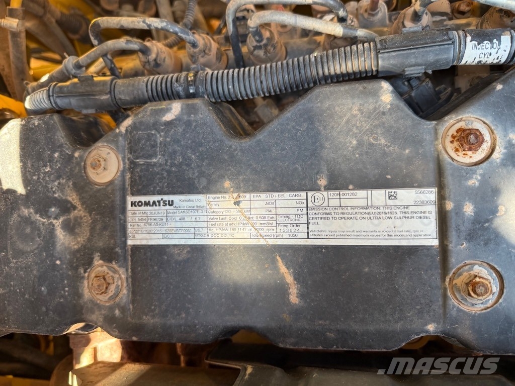 Komatsu PC 240 NLC-11 - PC 240 NLC-11E0 - PC 240 حفارات زحافة