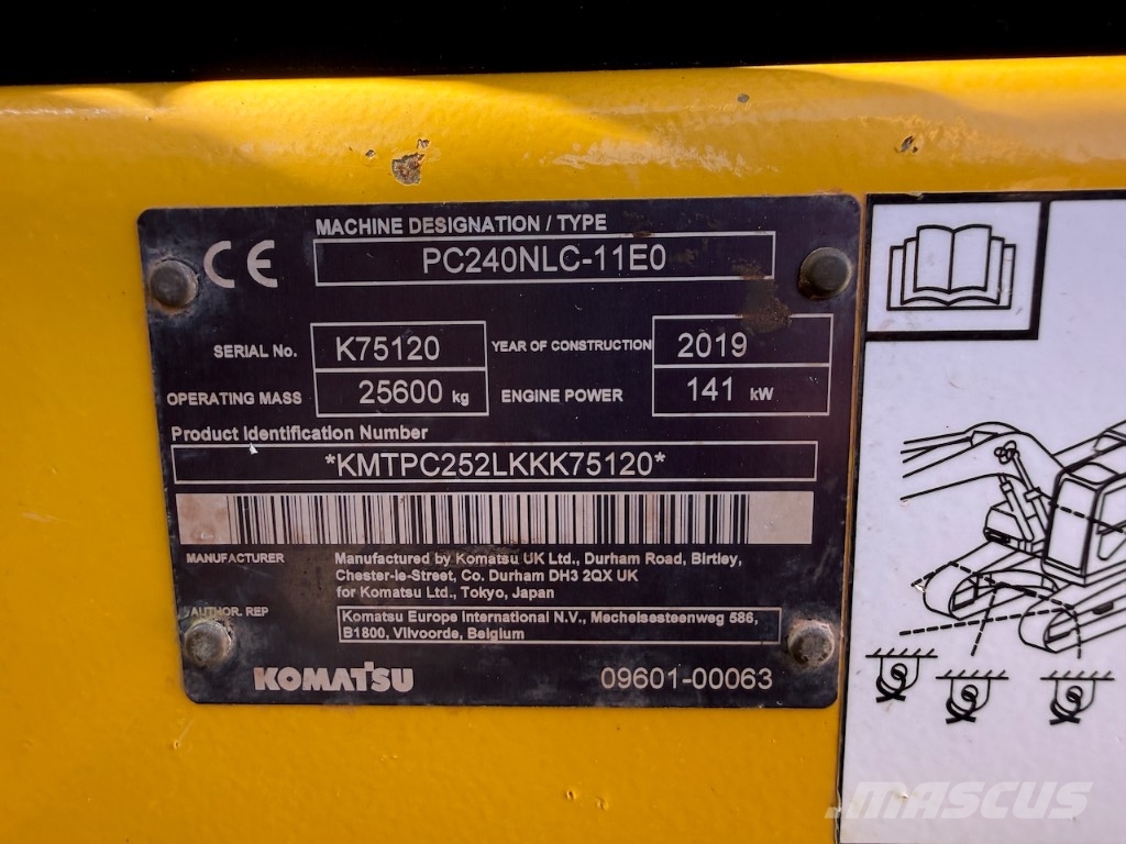 Komatsu PC 240 NLC-11 - PC 240 NLC-11E0 - PC 240 حفارات زحافة