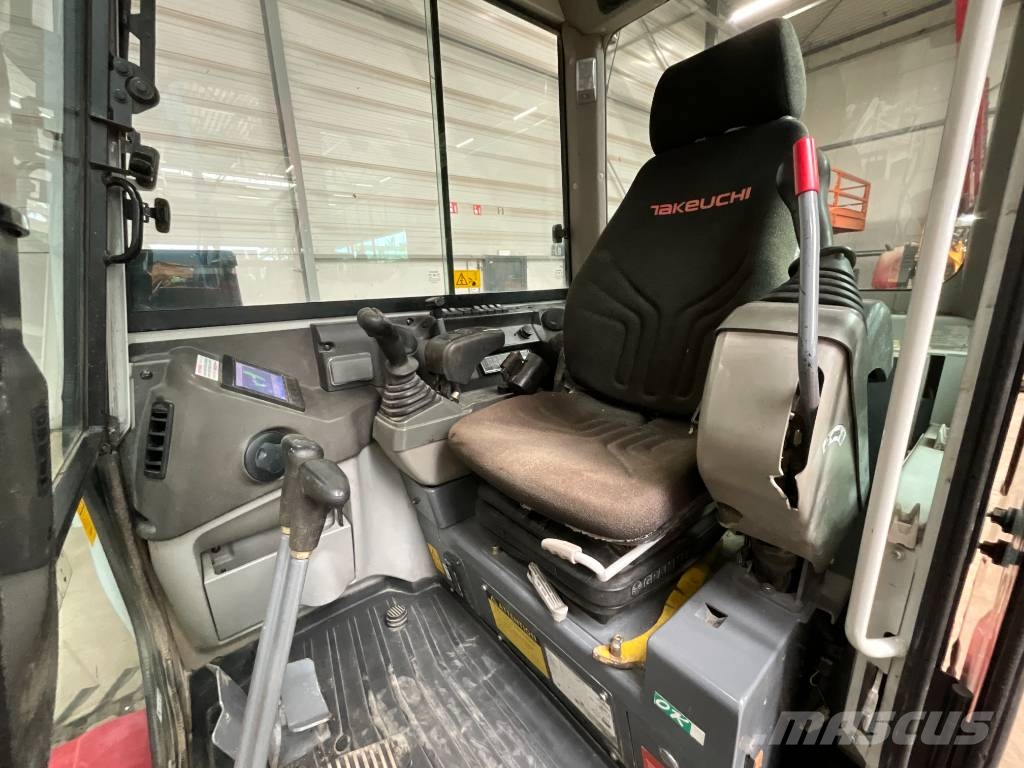 Takeuchi TB 240 Minigravere <7t