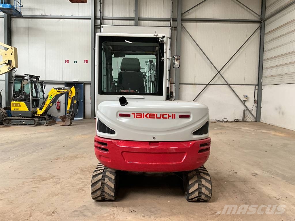 Takeuchi TB 240 Minigravere <7t