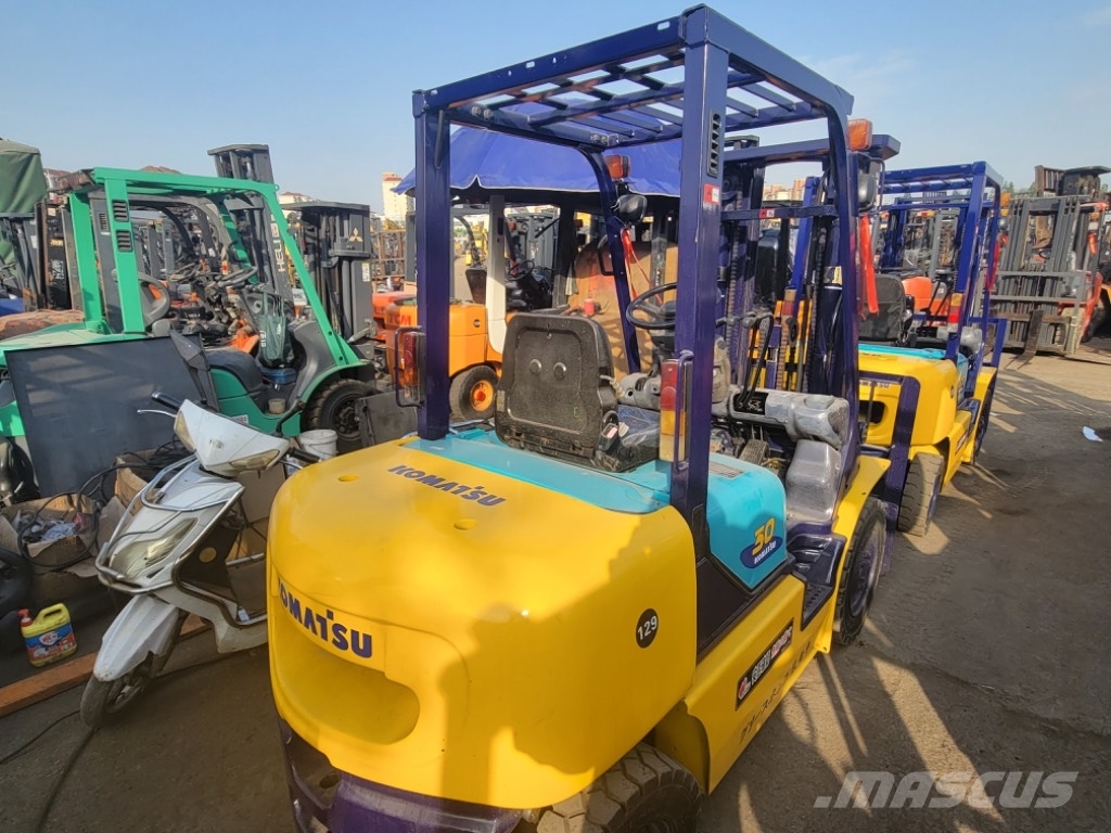 Komatsu FD 30 T-14 diesel forklift 디젤 지게차
