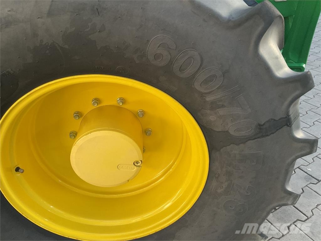 John Deere 6M 200 Traktoren