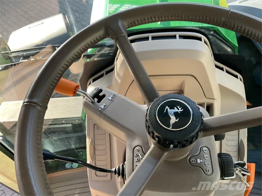 John Deere 6M 200 Traktoren