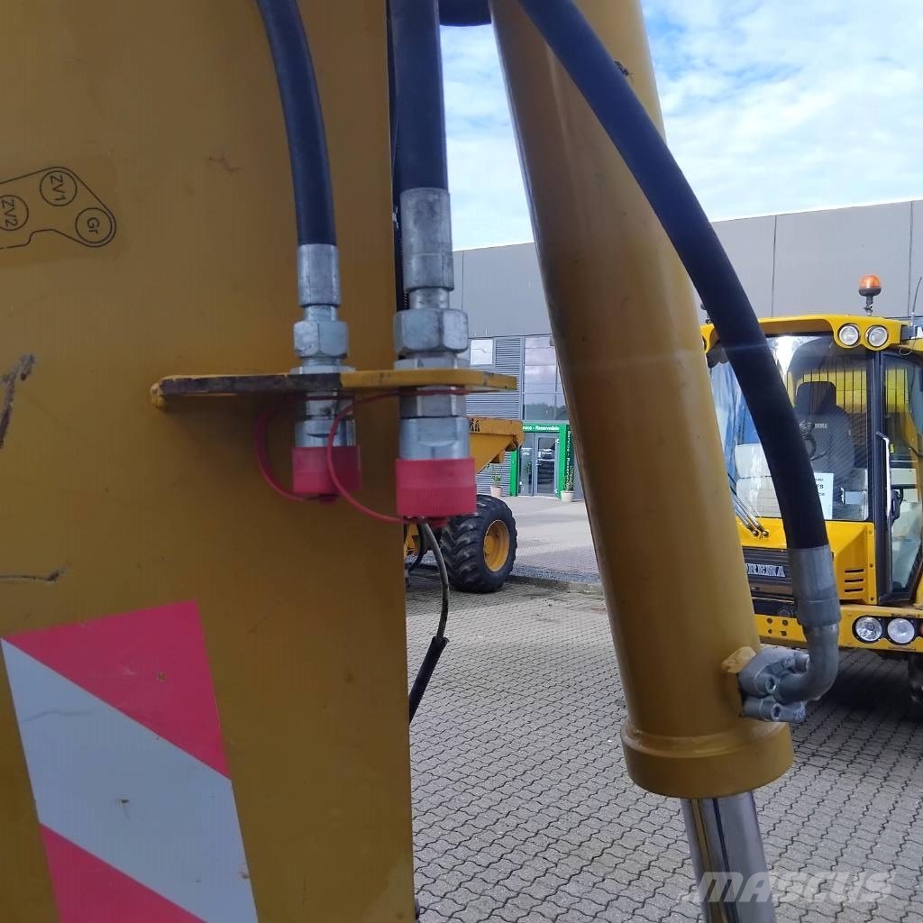 Hydrema MX 17 Wheeled excavators