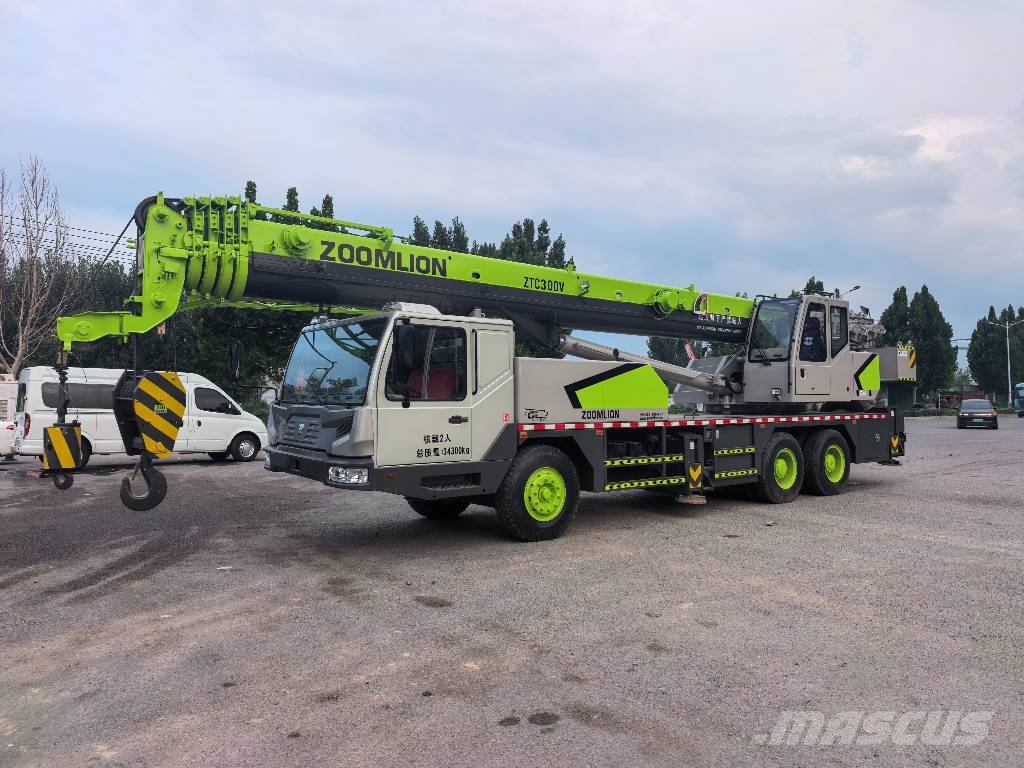 Zoomlion ZTC300V Terepdaruk