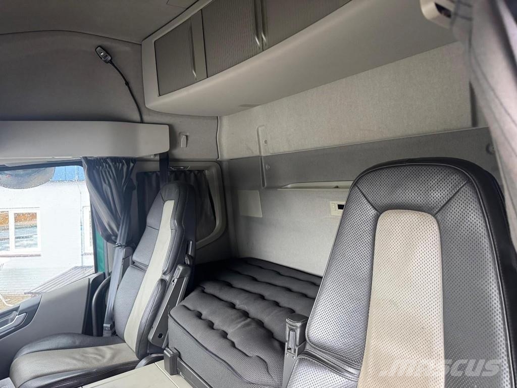 Volvo FH 540 8X4 EURO 6 + HIAB X-HIPRO 302 E-6 REMOTE + Kipper