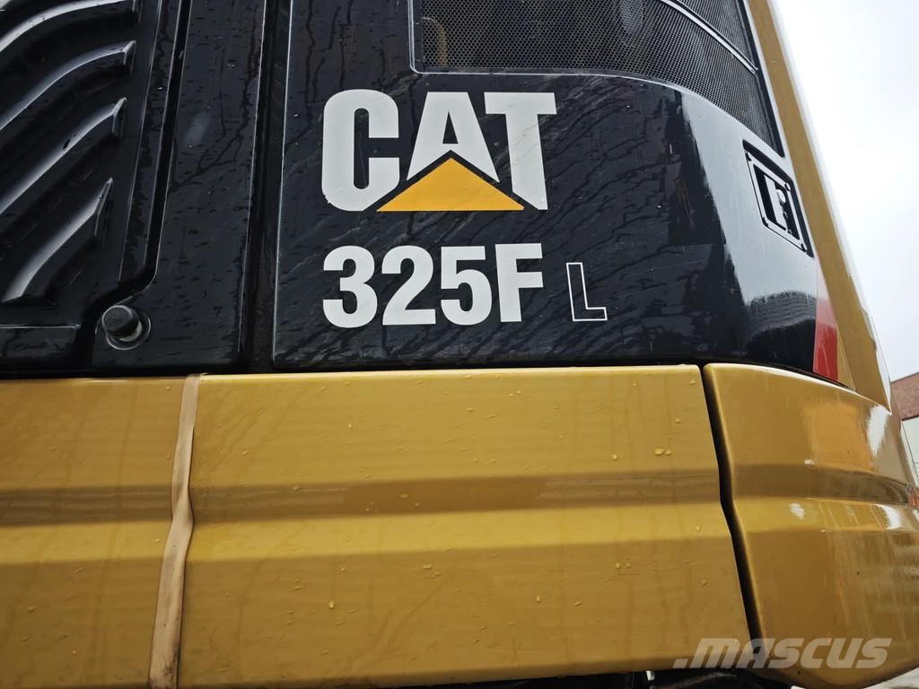 CAT 325 FLCR 3 Attechments! Roomikekskavaatorid