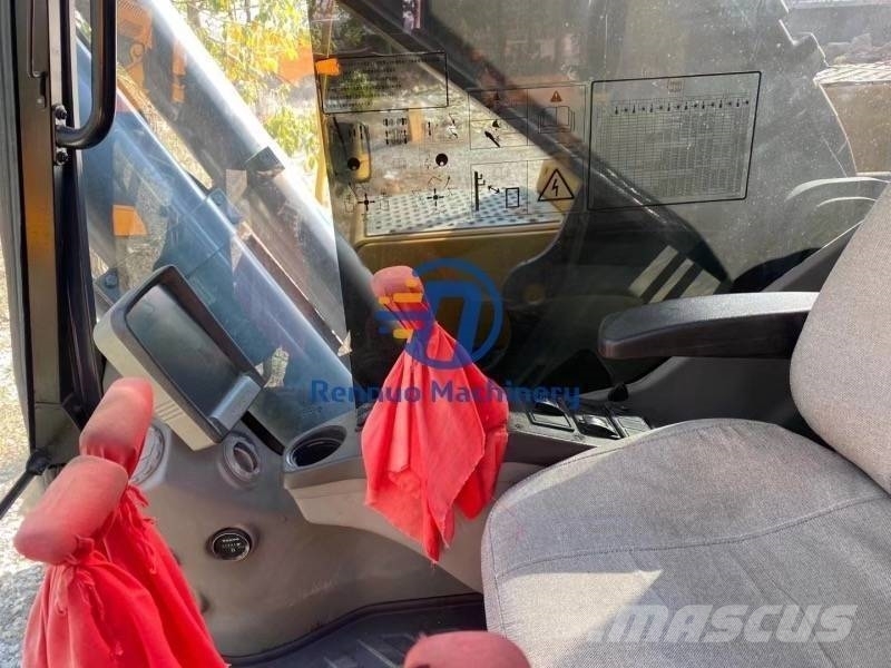 Volvo EC 380 DL Paletli ekskavatörler