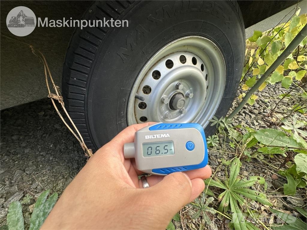 Vallavagnen 892 Ehitussoojakud