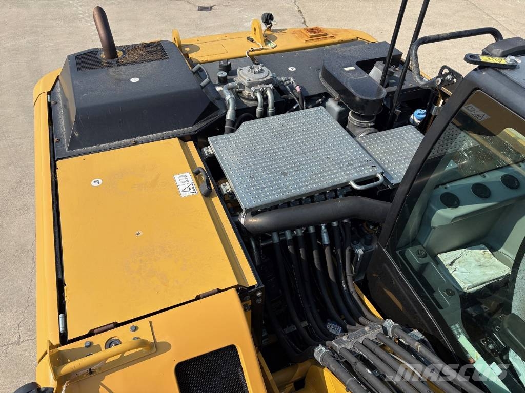 CAT M 318 F Mobilbagger