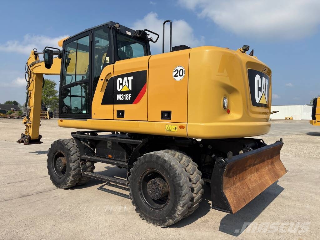 CAT M 318 F Mobilbagger