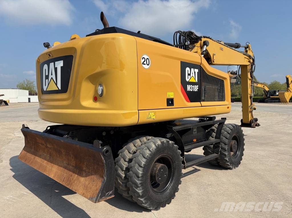 CAT M 318 F Mobilbagger