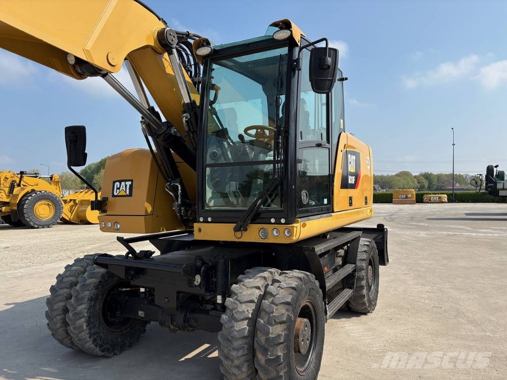 CAT M 318 F Mobilbagger