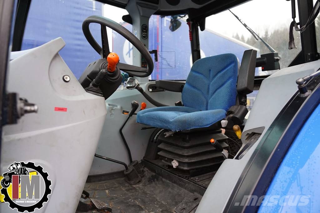 New Holland TD 5.85 / XHD316 Tractors