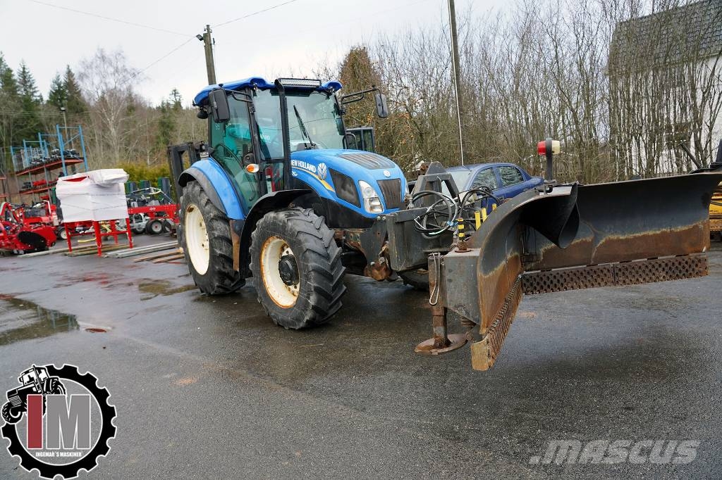 New Holland TD 5.85 / XHD316 Tractors