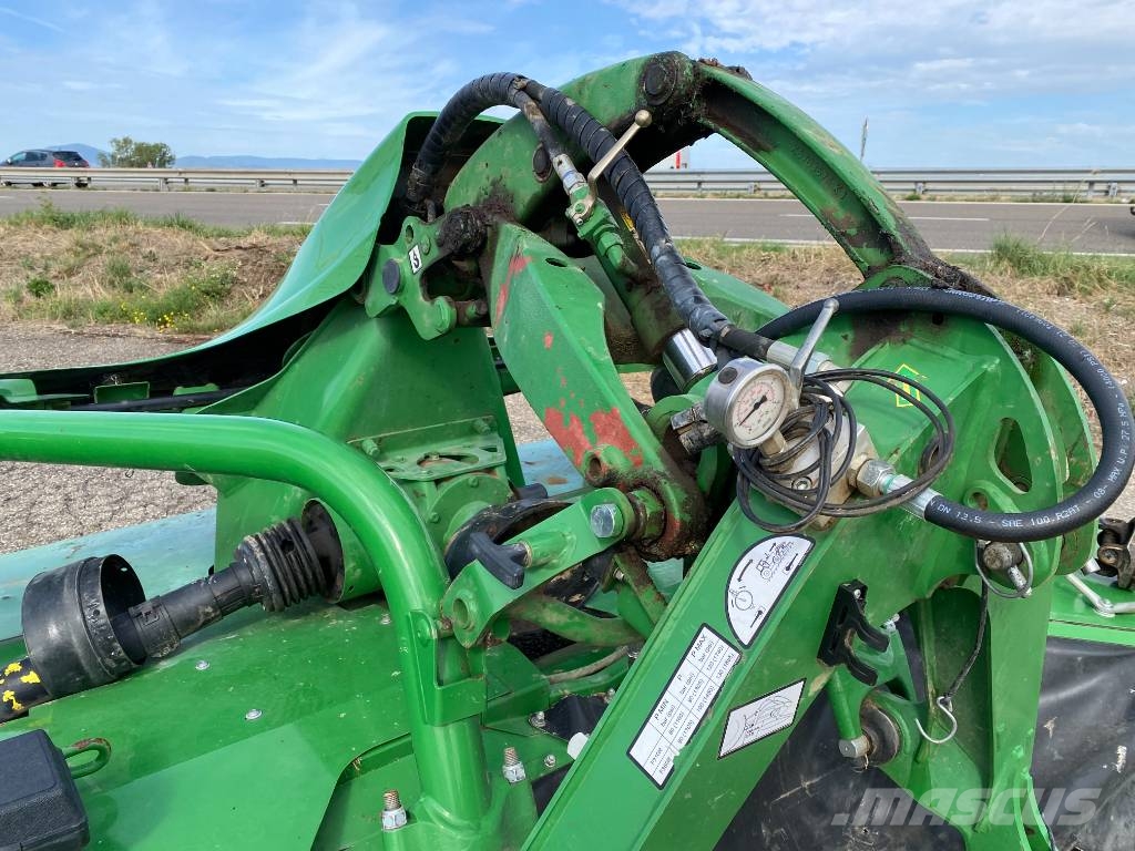 John Deere F310R Avec Conditionneur endommagée Niittomurskaimet
