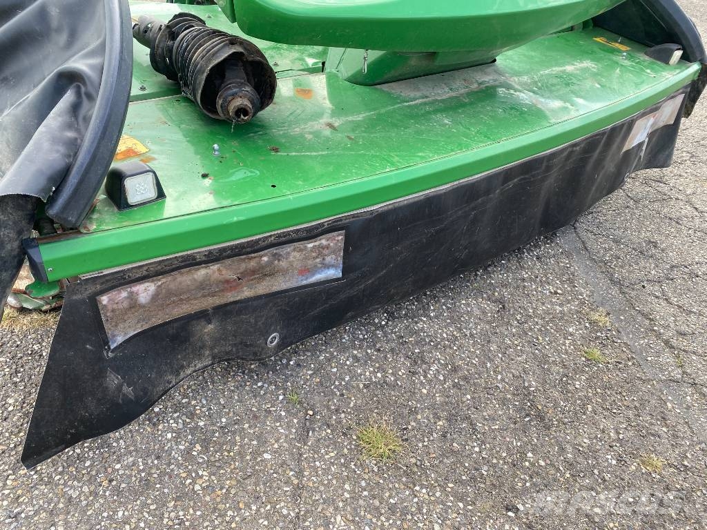 John Deere F310R Avec Conditionneur endommagée Niittomurskaimet