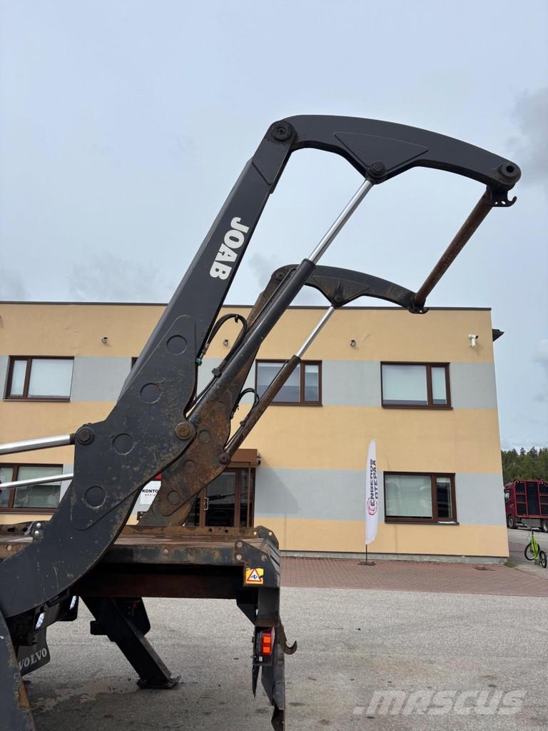 Volvo FM330 4x2 EURO5 + JOAB SKIP LOADER شاحنات لوادر