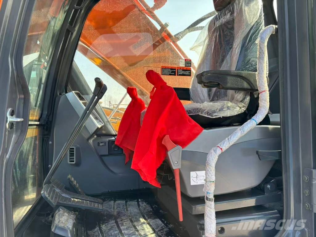 Doosan DX 225 LCA Excavatoare pe șenile