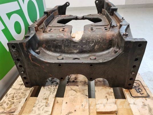 McCormick 120 frame Chassis and suspension