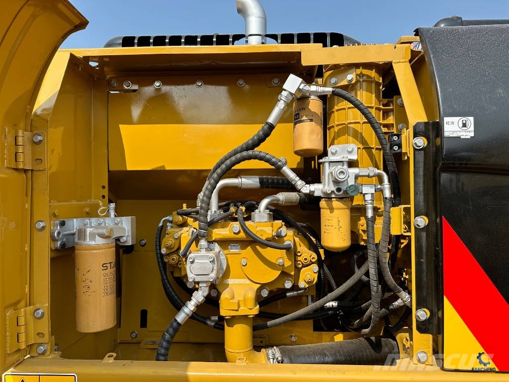 CAT 320D 대형 굴삭기 29톤 이상