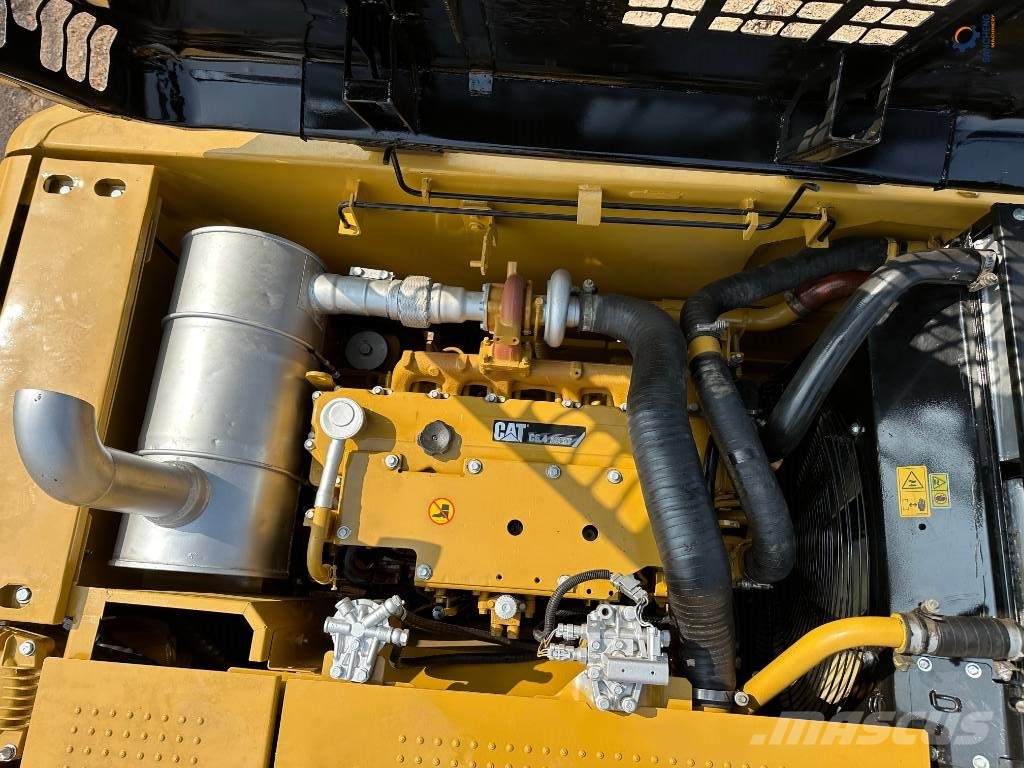 CAT 320D 대형 굴삭기 29톤 이상