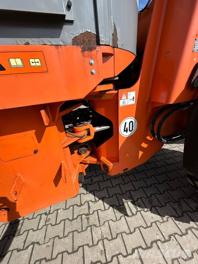 Hitachi LX 210 E Φορτωτές με λάστιχα (Τροχοφόροι)