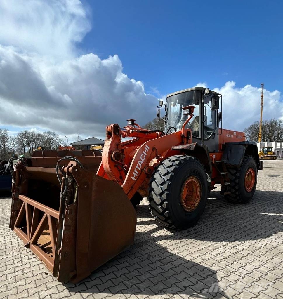 Hitachi LX 210 E Φορτωτές με λάστιχα (Τροχοφόροι)