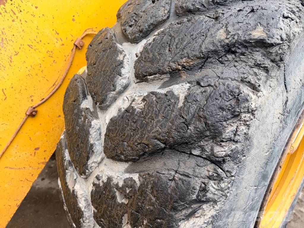 CAT 966M Wielladers