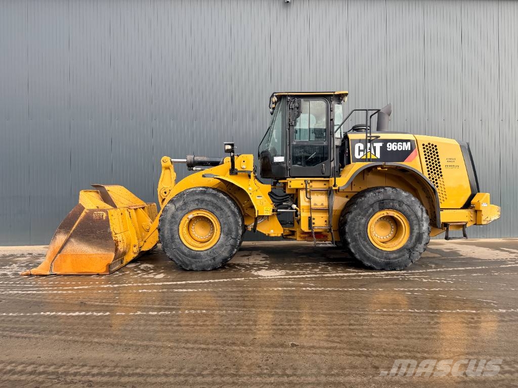 CAT 966M Wielladers
