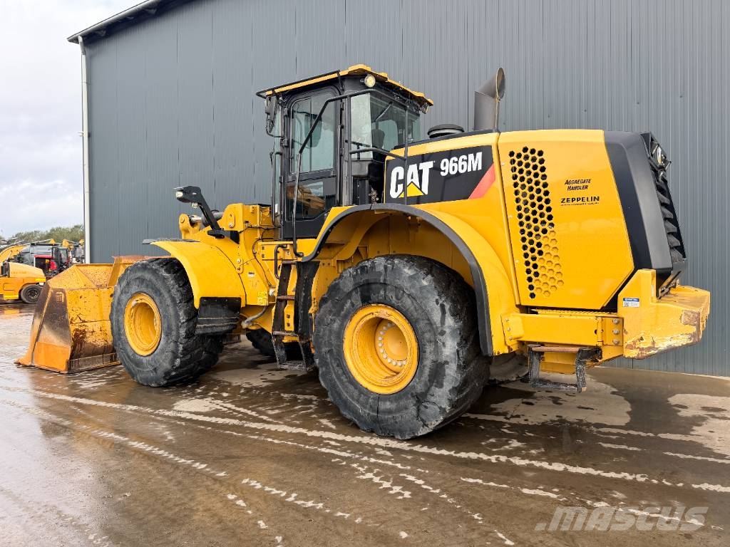 CAT 966M Wielladers