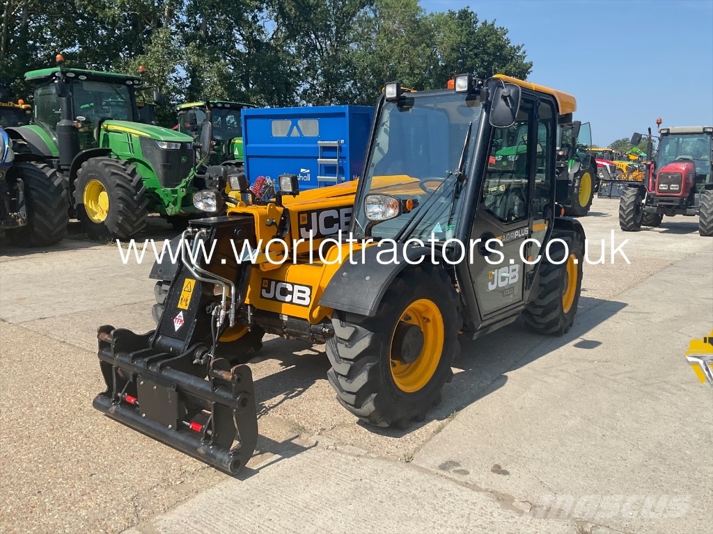 JCB 525-60 AGRI PLUS Redskapsbärare för lantbruk