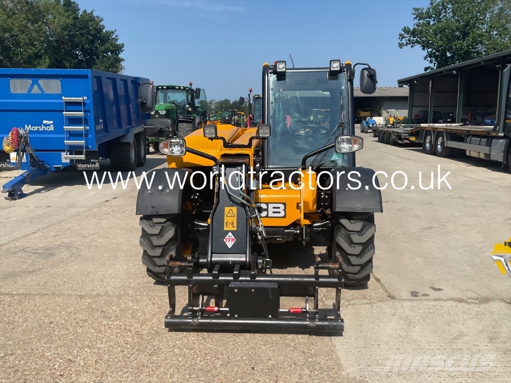 JCB 525-60 AGRI PLUS Redskapsbärare för lantbruk