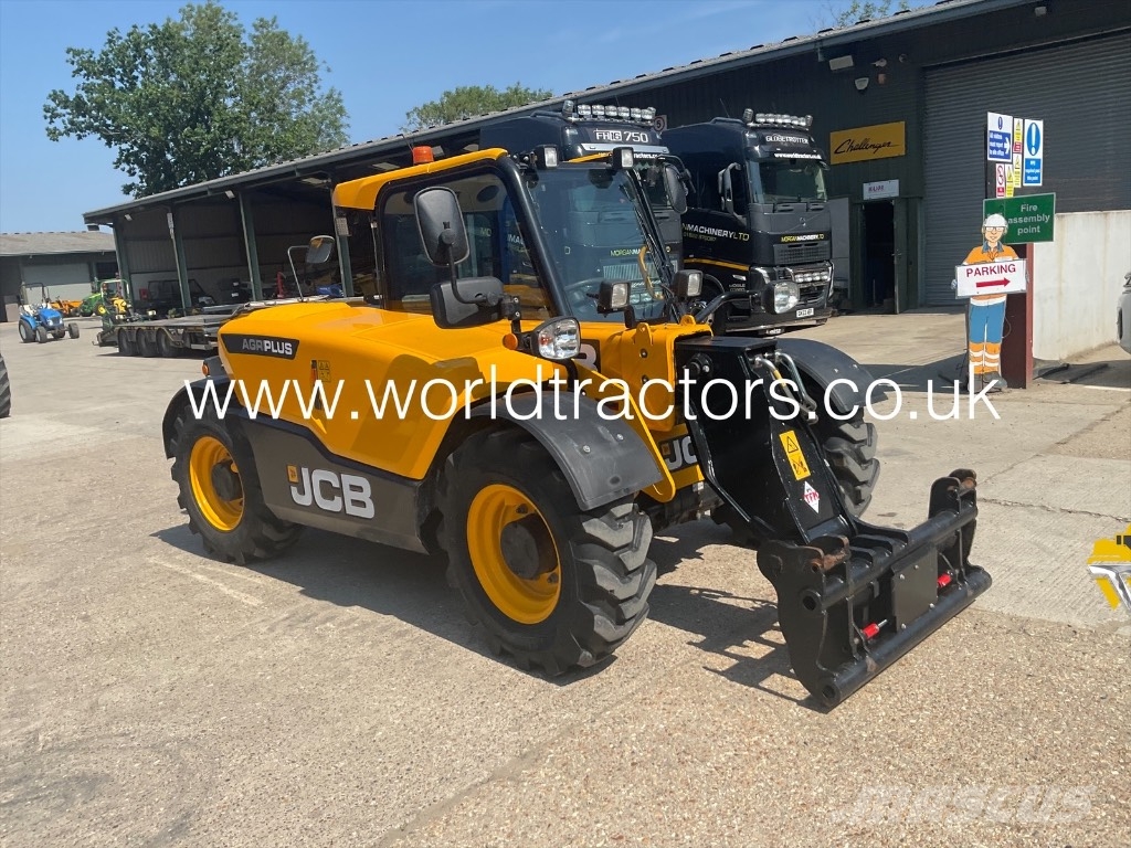 JCB 525-60 AGRI PLUS Redskapsbärare för lantbruk