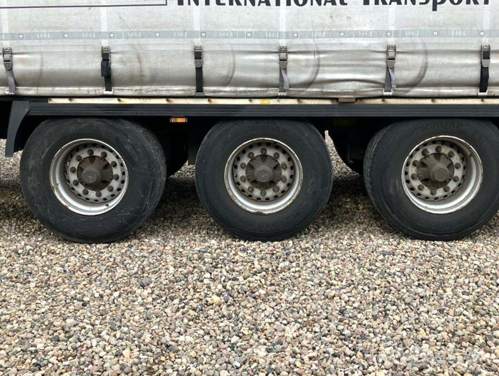 Krone Trailer Curtainsider Sliding Roof Straight Curtainsiderauflieger