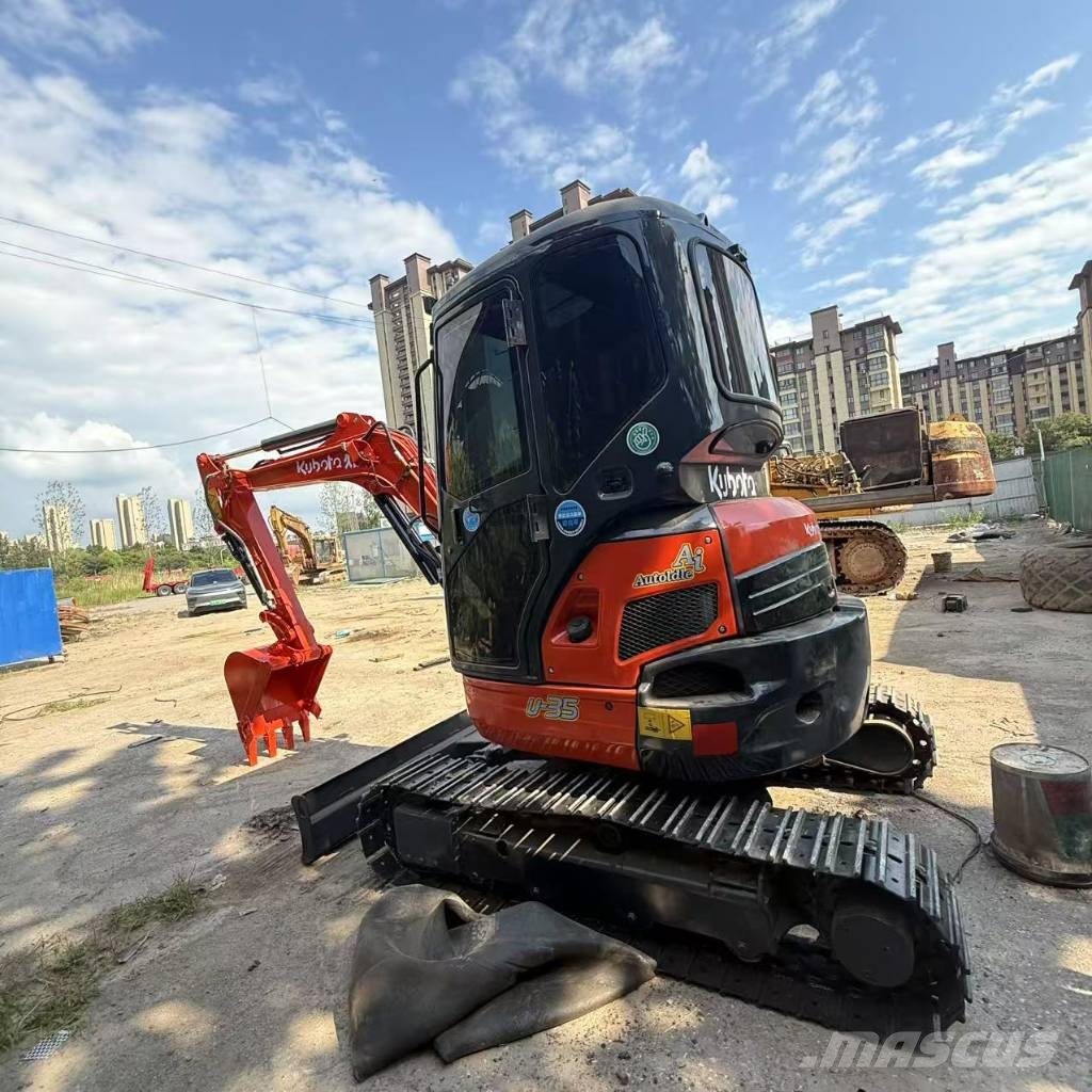 Kubota U 35 Minibagger < 7t