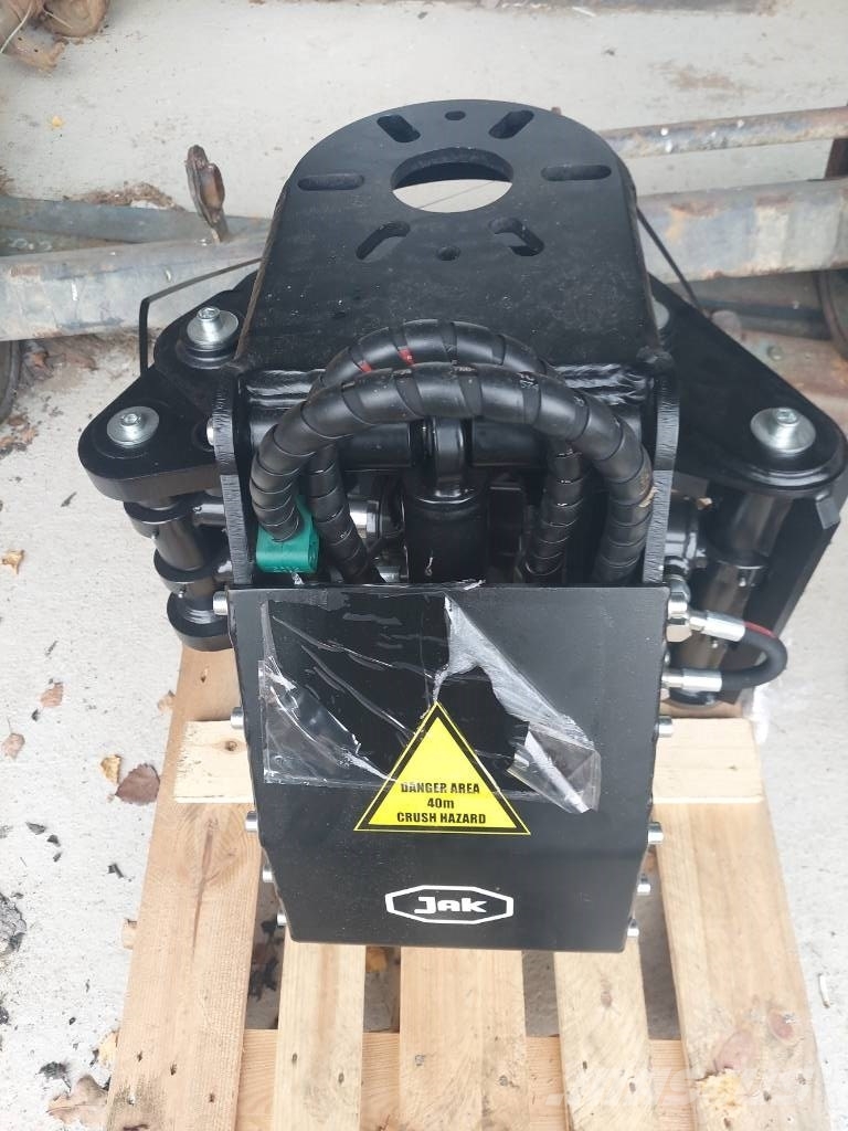 JAK 250K tree shear głowica biomasowa Skovningsmaskiner
